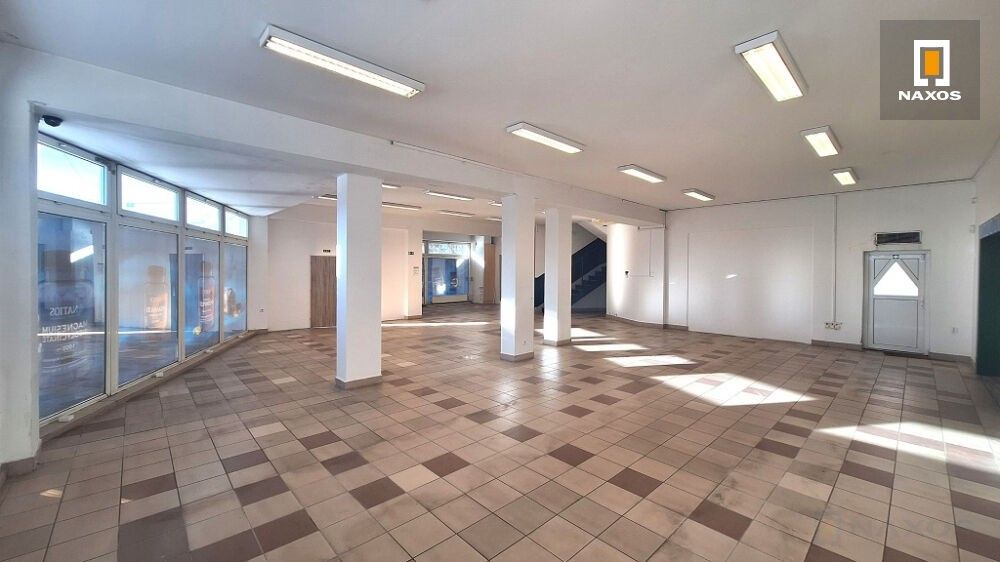 Pronájem komerčního prostoru 461 m² - foto 14