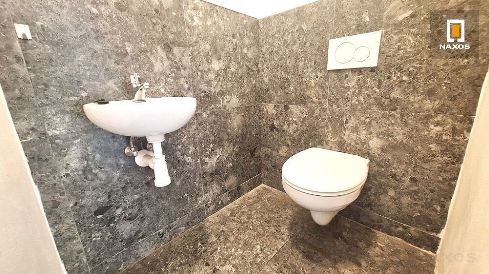 Pronájem komerčního prostoru 662 m² - foto 32