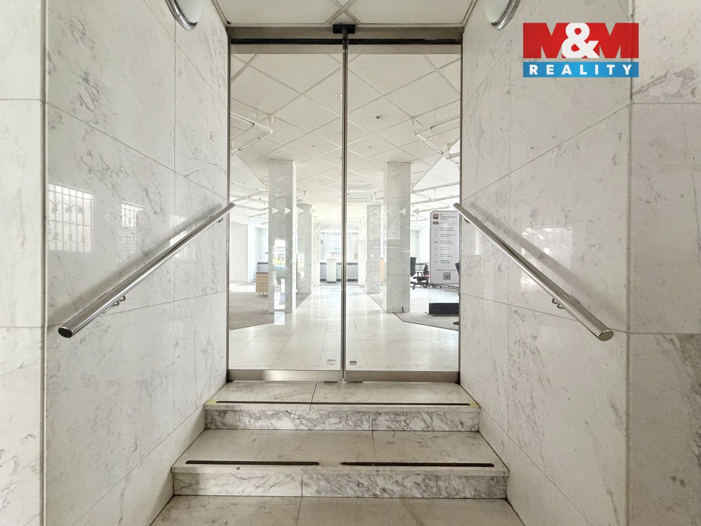 Pronájem komerčního prostoru 170 m² - foto 13