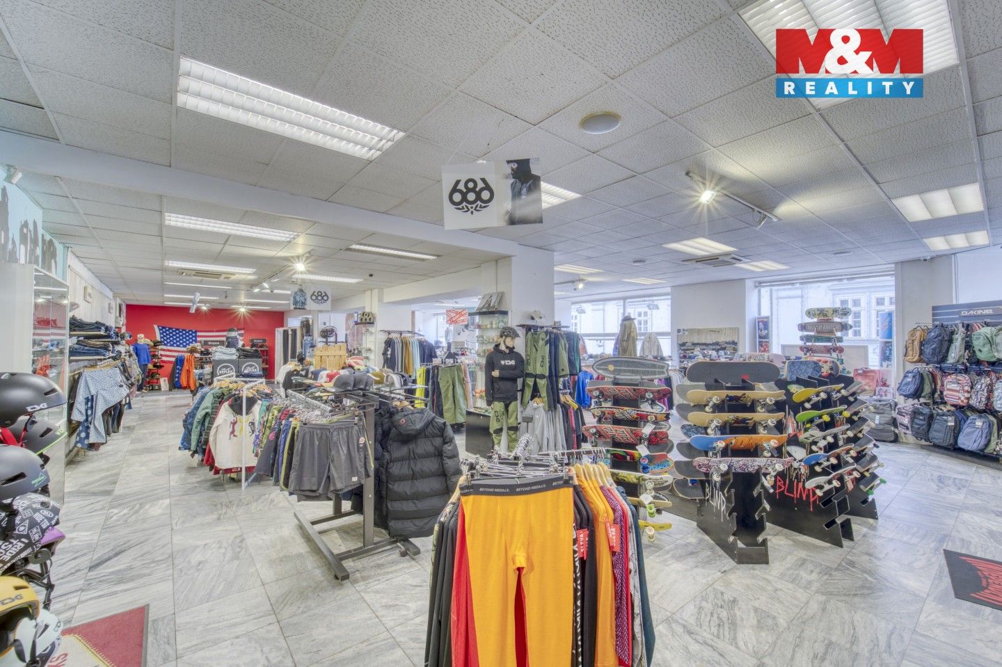 Pronájem komerčního prostoru 598 m² - foto 4