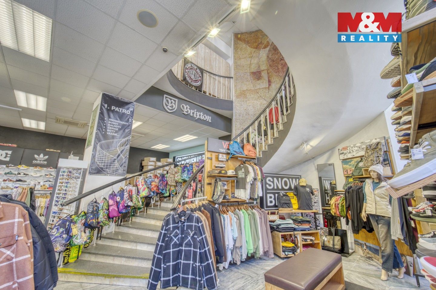 Pronájem komerčního prostoru 598 m² - foto 11
