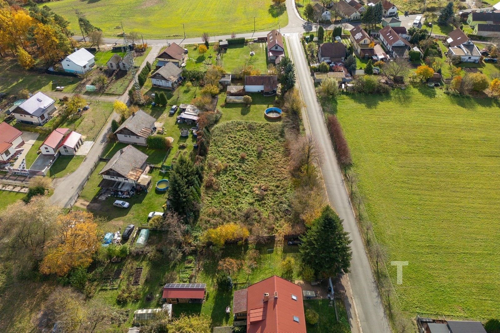 Prodej pozemku 800 m² - foto 3