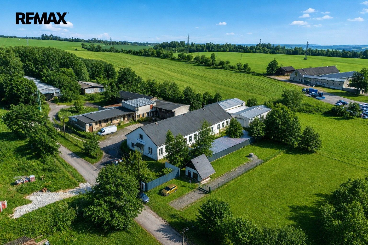 Pronájem komerčního prostoru 2737 m² - foto 23
