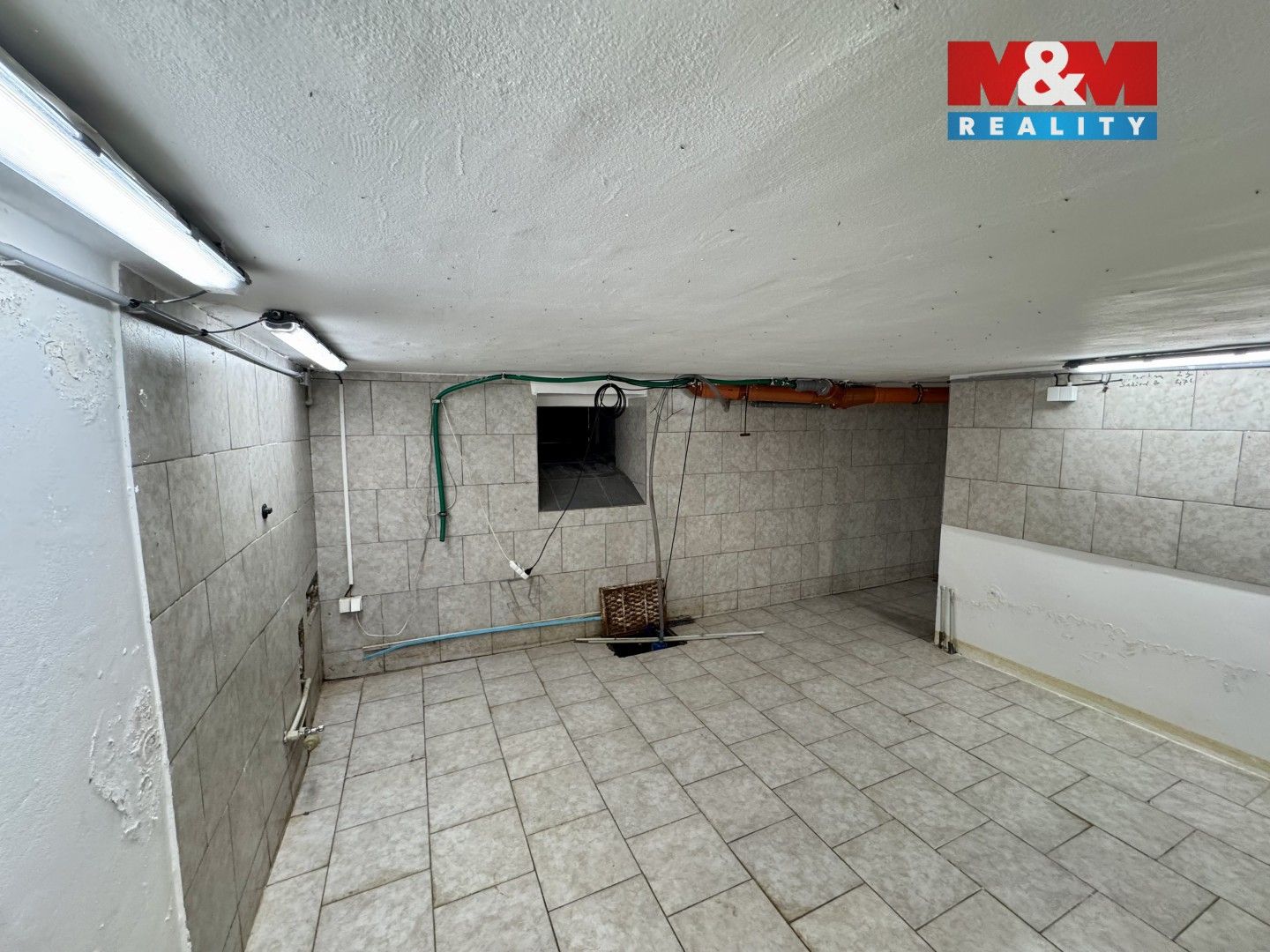 Pronájem komerčního prostoru 220 m² - foto 16