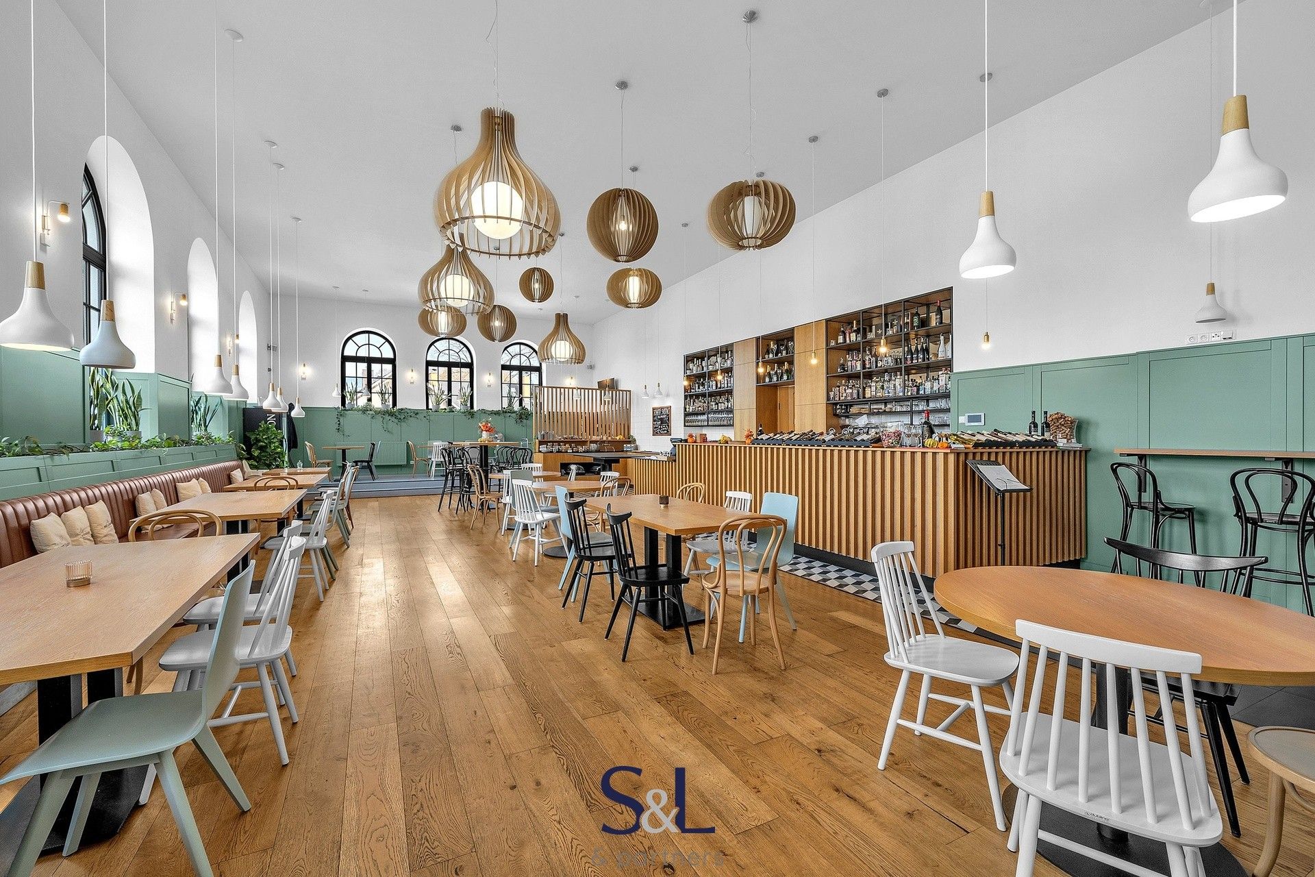 Prodej komerčního prostoru 1005 m² - foto 4