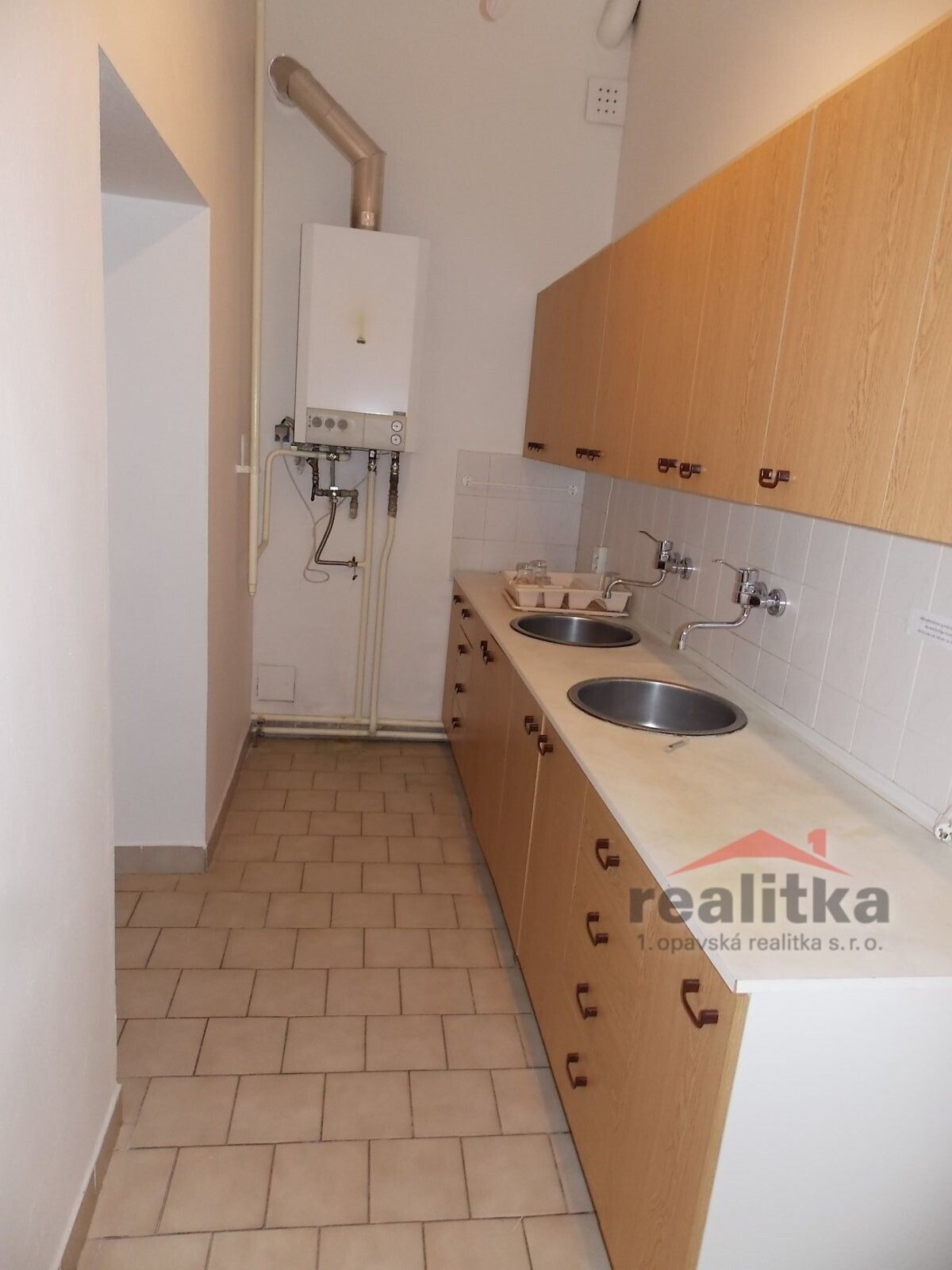 Pronájem komerčního prostoru 148 m² - foto 6