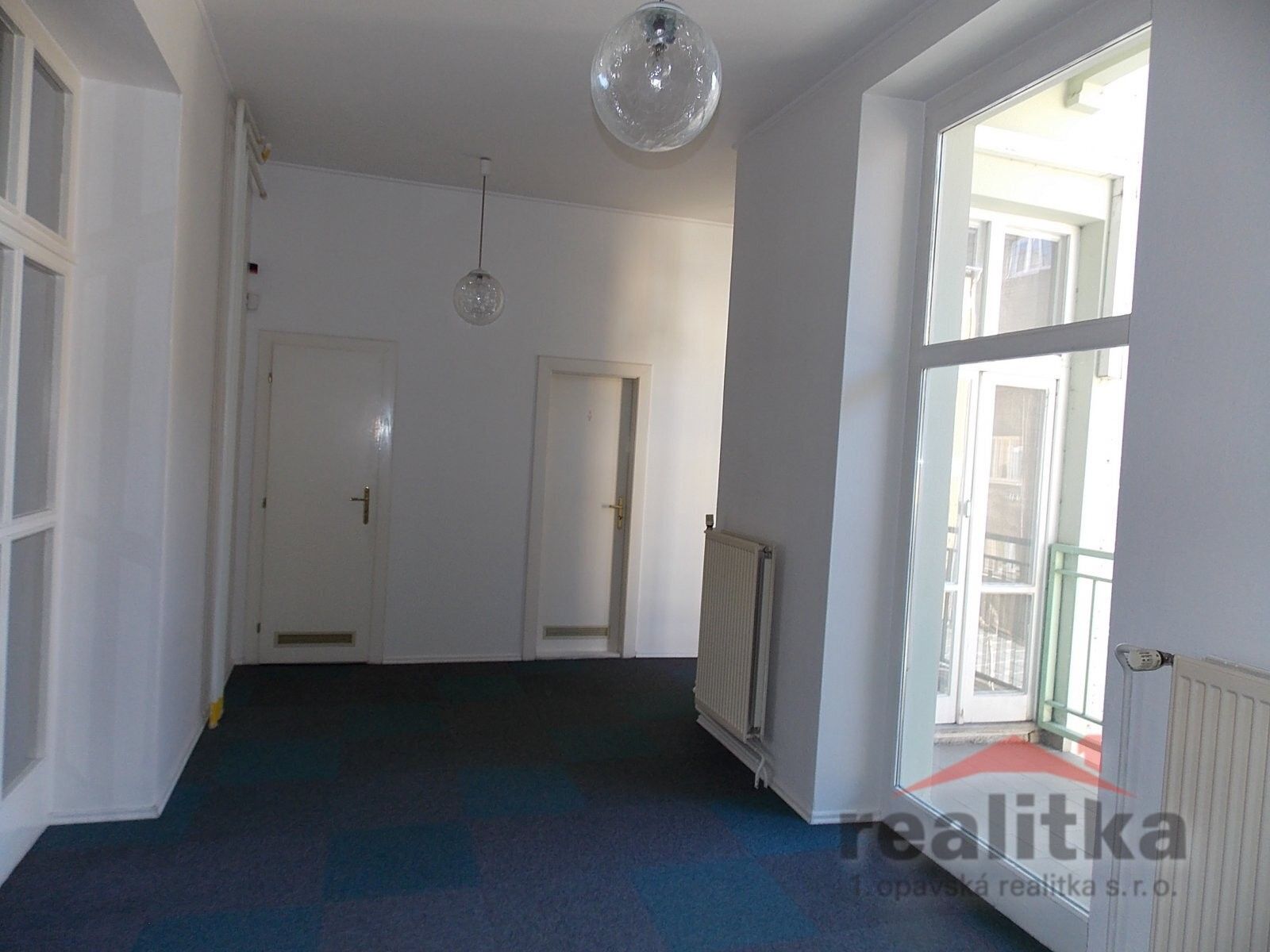 Pronájem komerčního prostoru 148 m² - foto 4