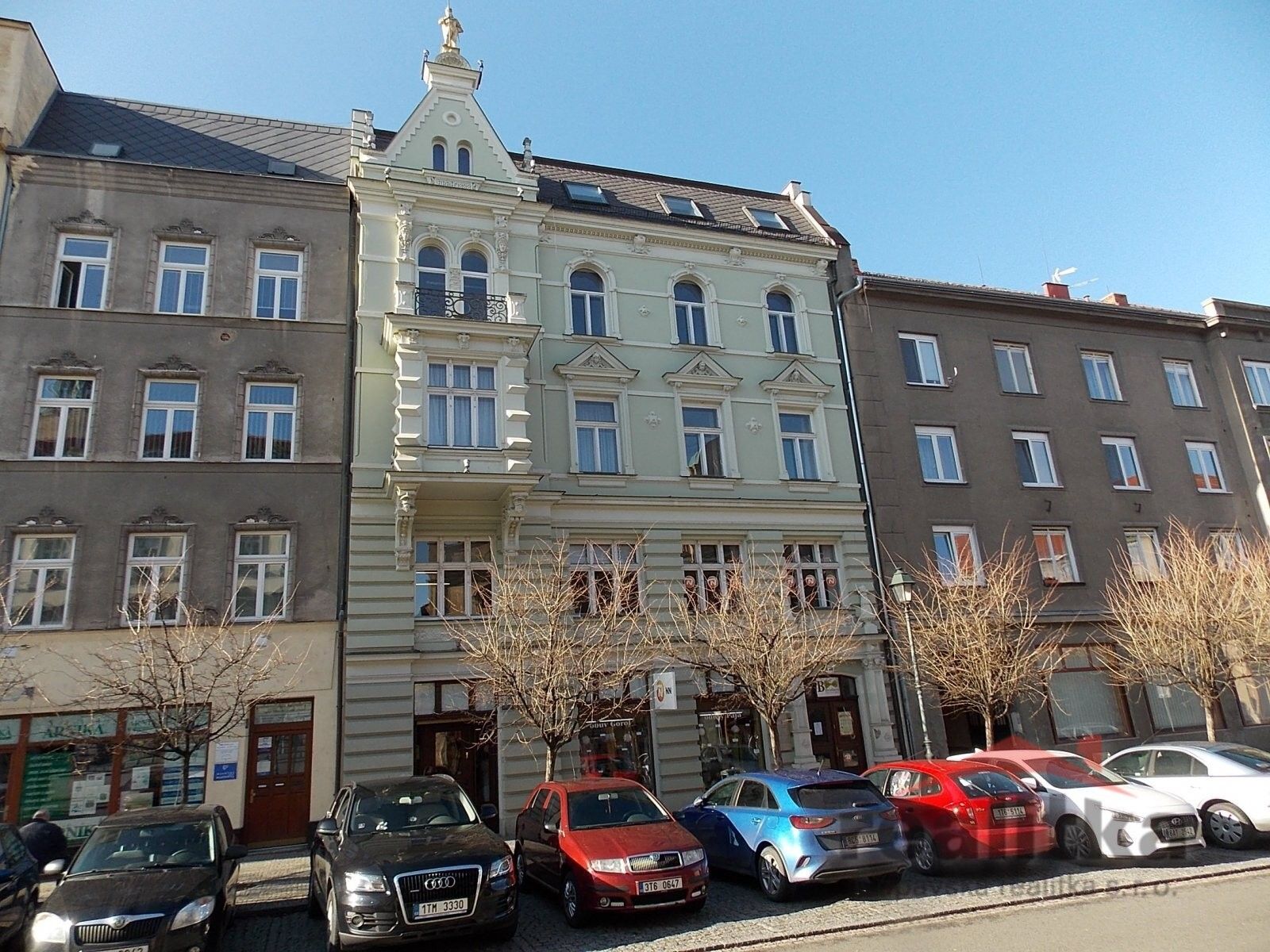 Pronájem komerčního prostoru 148 m² - foto 1