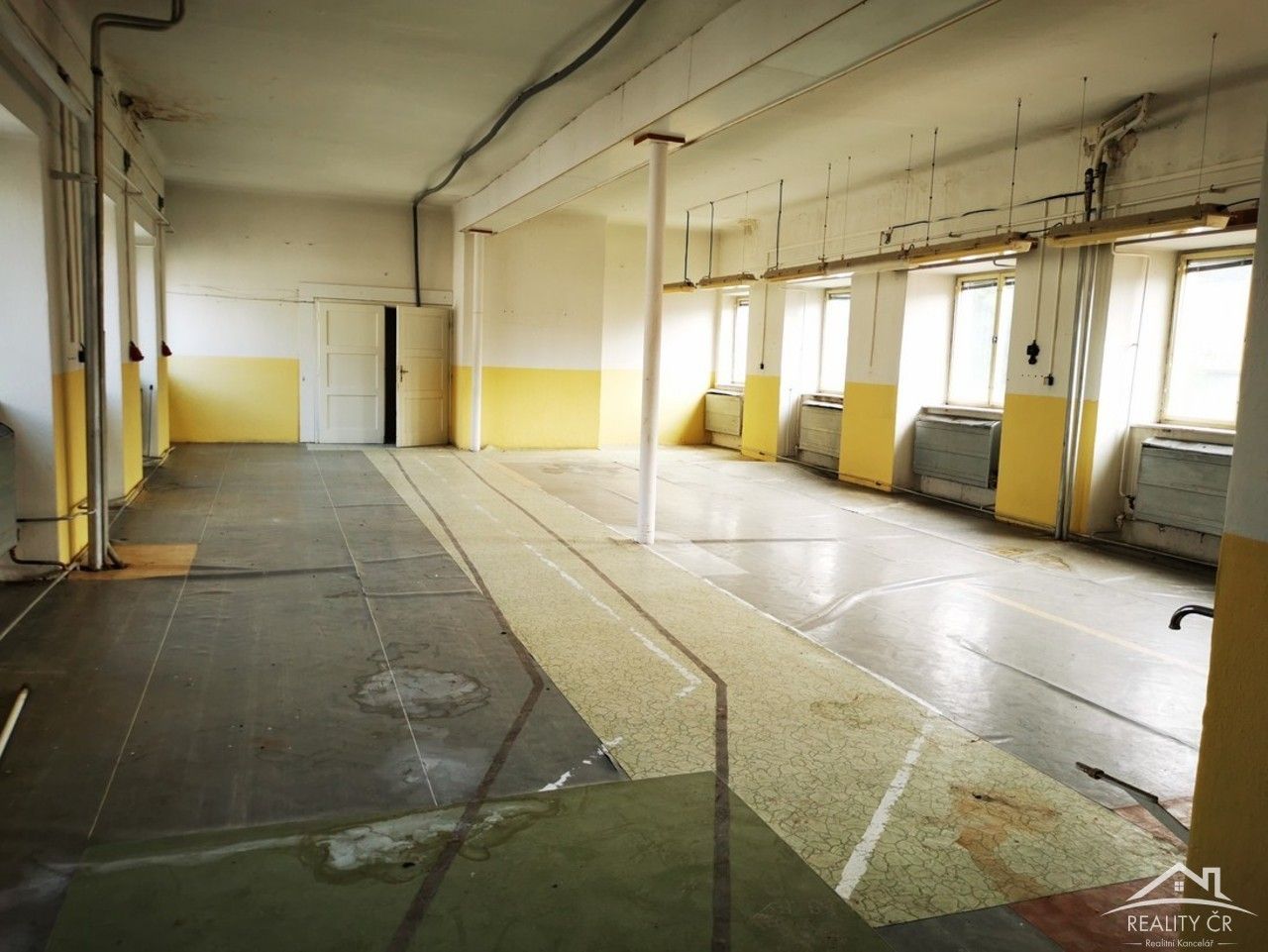 Prodej nemovitosti 1067 m² - foto 6