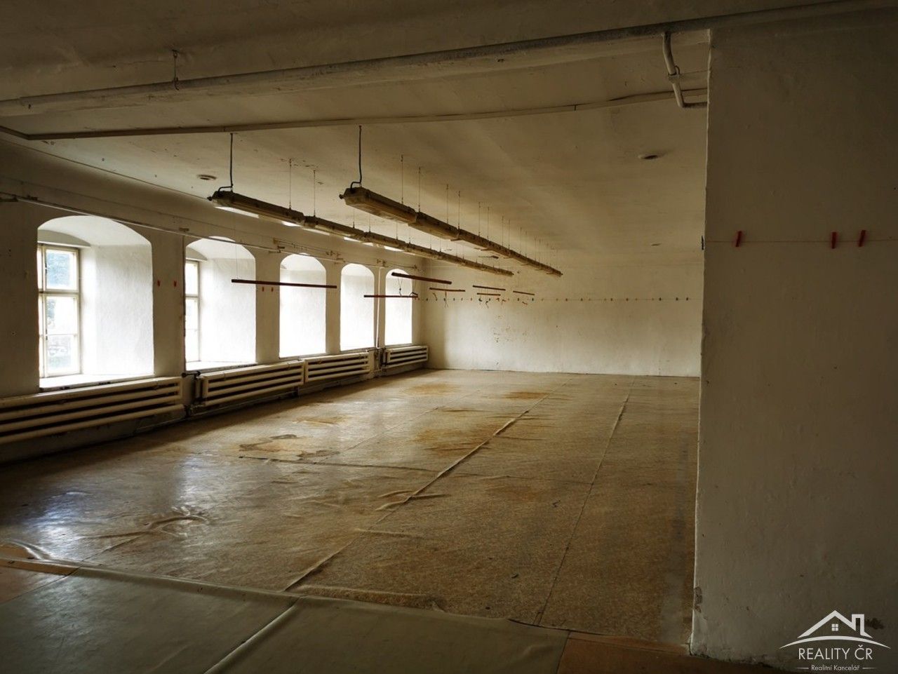 Prodej nemovitosti 1067 m² - foto 11