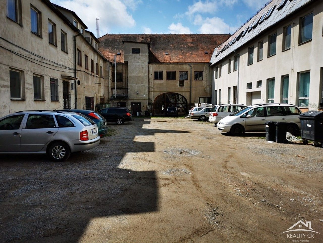 Prodej nemovitosti 1067 m² - foto 16