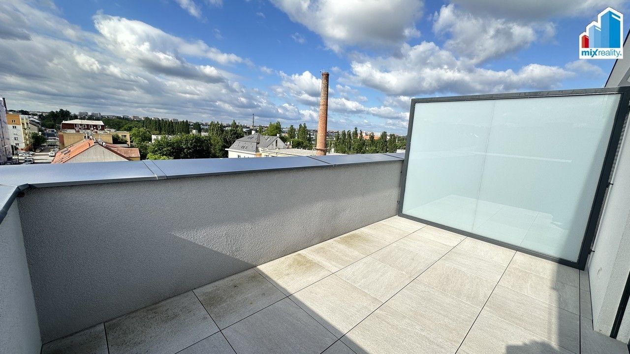 Pronájem bytu 1+kk 40 m² - foto 22