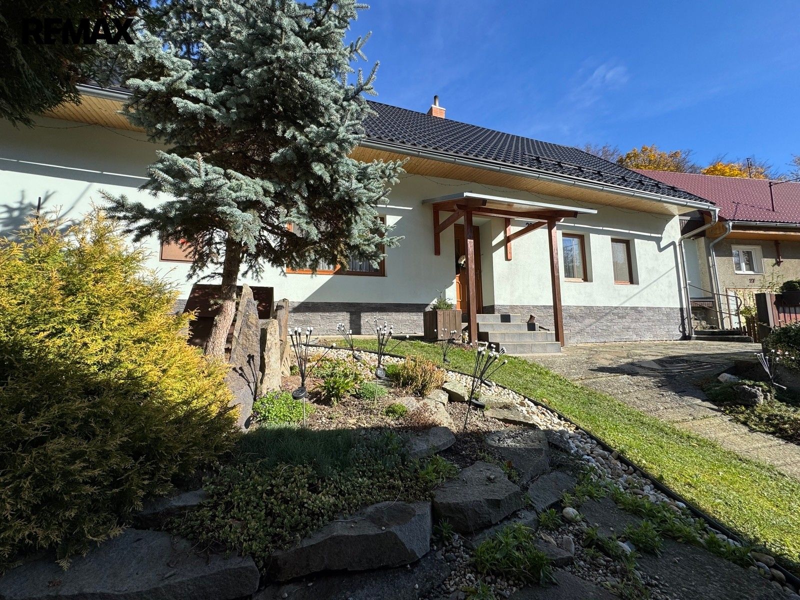 Prodej domu 105 m² - foto 1