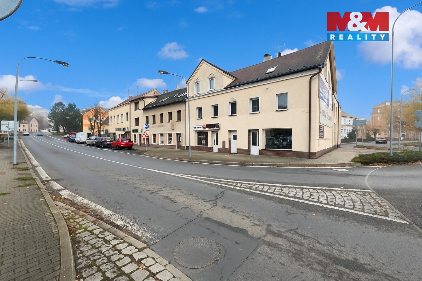 Pronájem komerčního prostoru 180 m² - foto 1