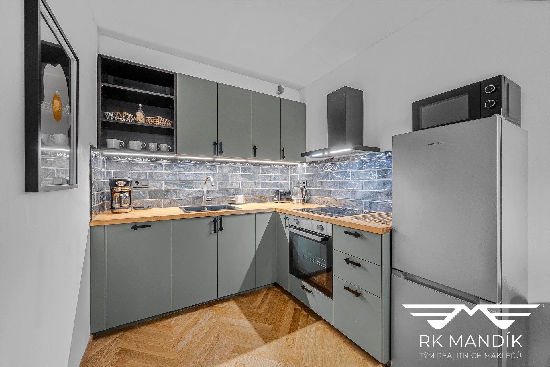 Pronájem bytu 2+kk 42 m² - foto 3