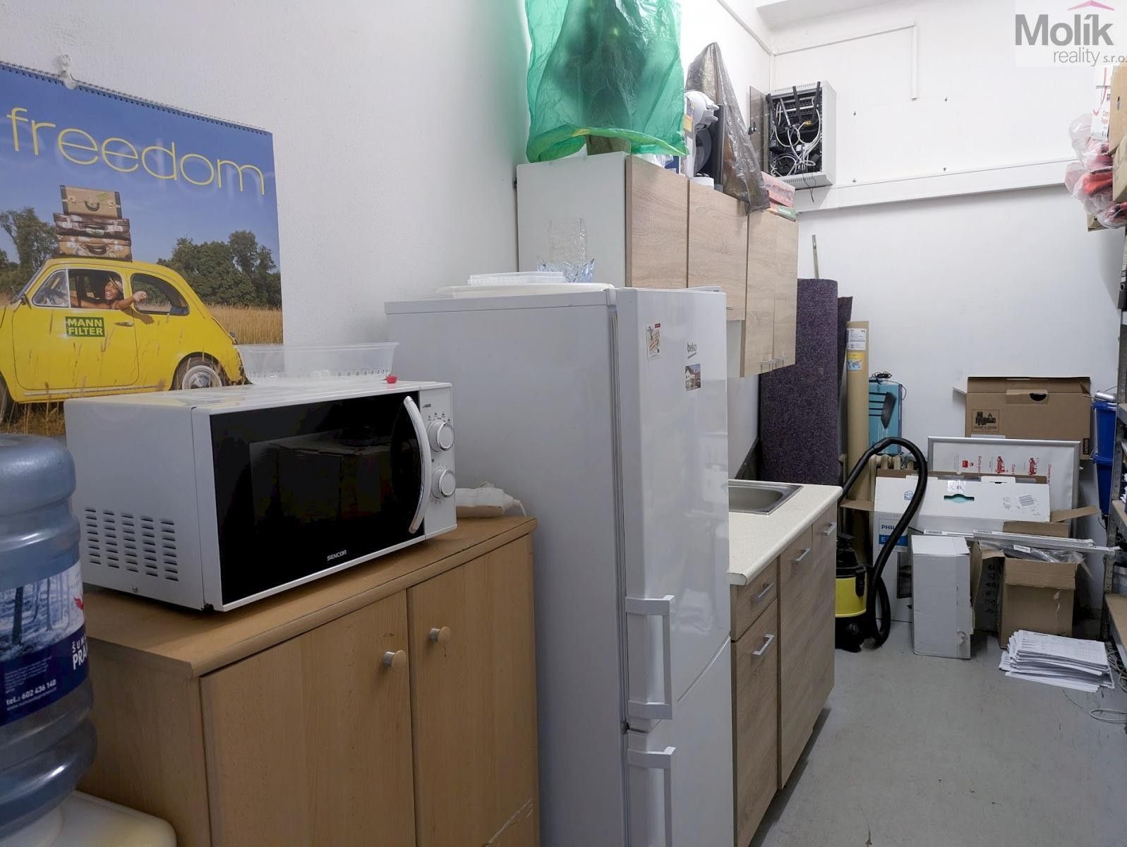 Pronájem komerčního prostoru 18 m² - foto 11