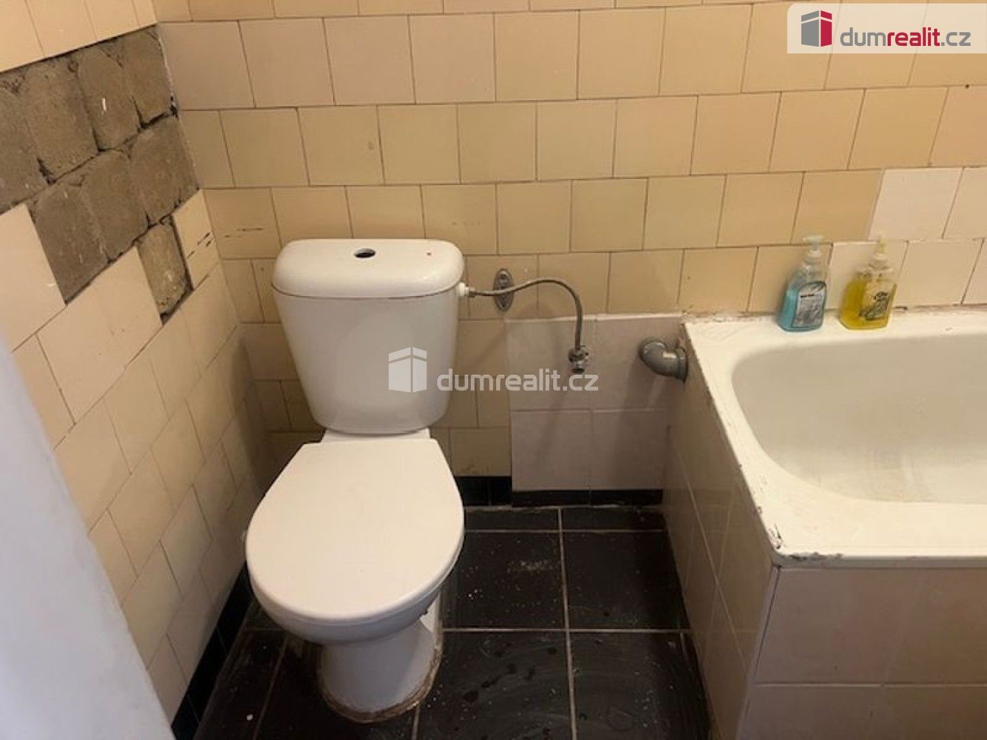 Prodej komerčního prostoru 140 m² - foto 10