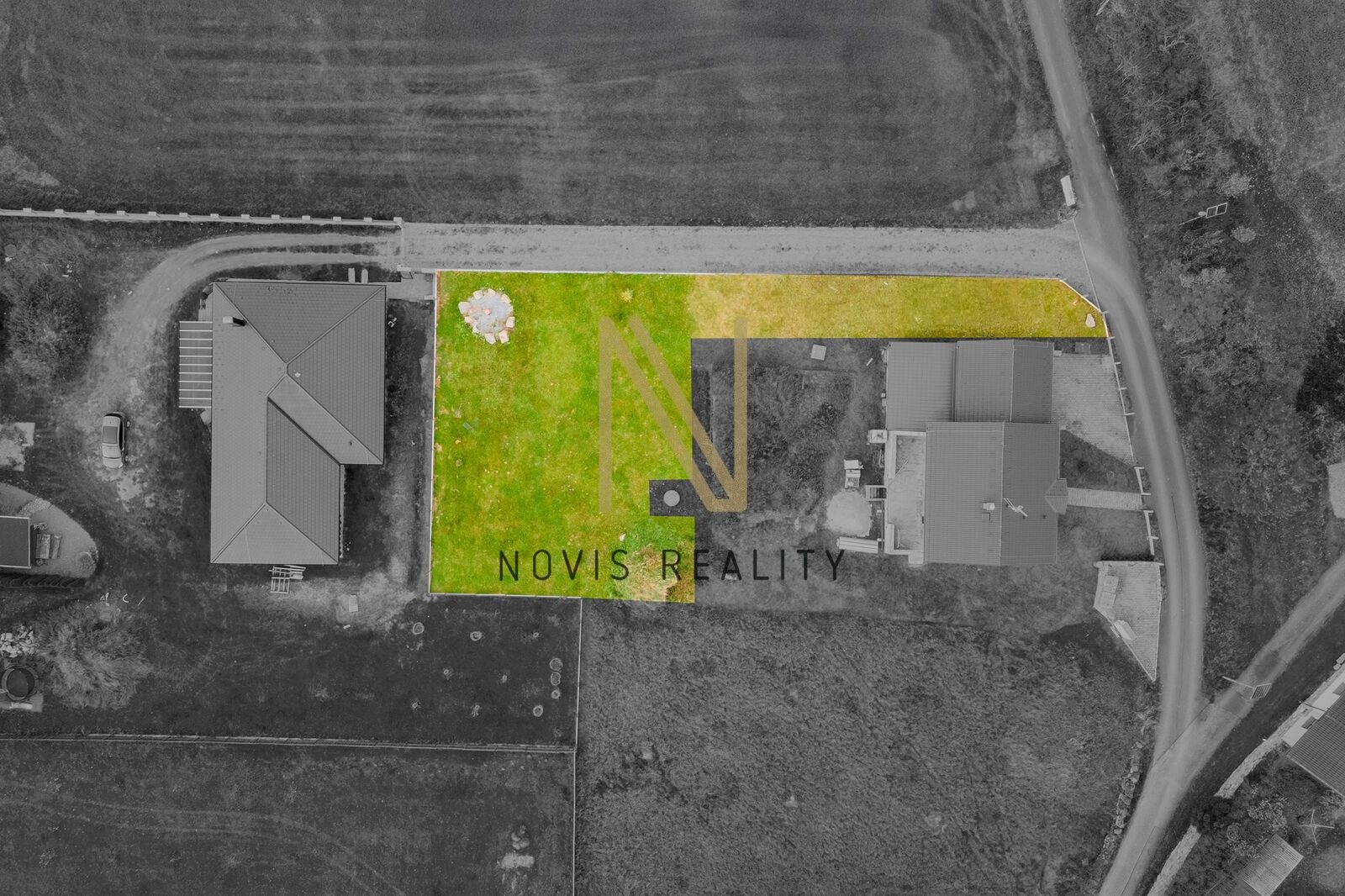 Prodej pozemku 698 m² - foto 4