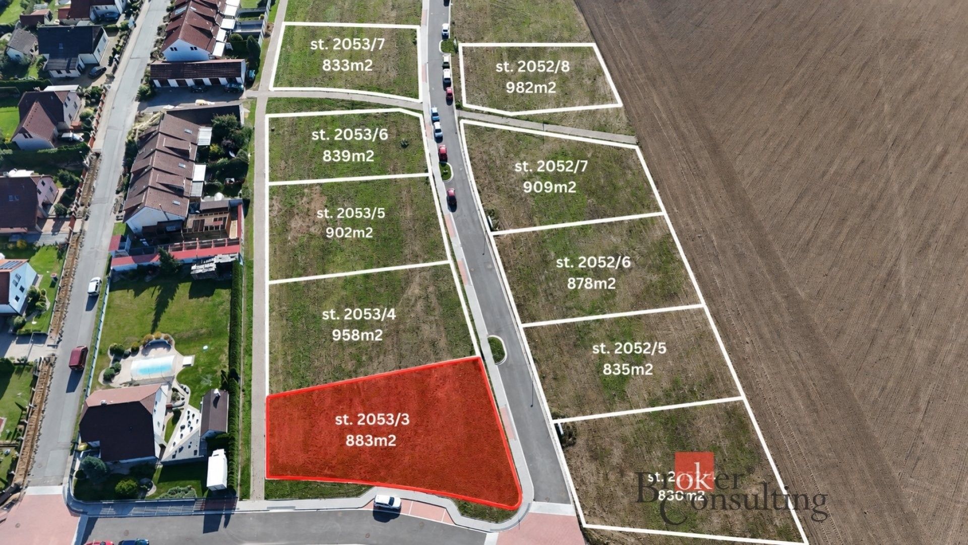 Prodej pozemku 883 m² - foto 1