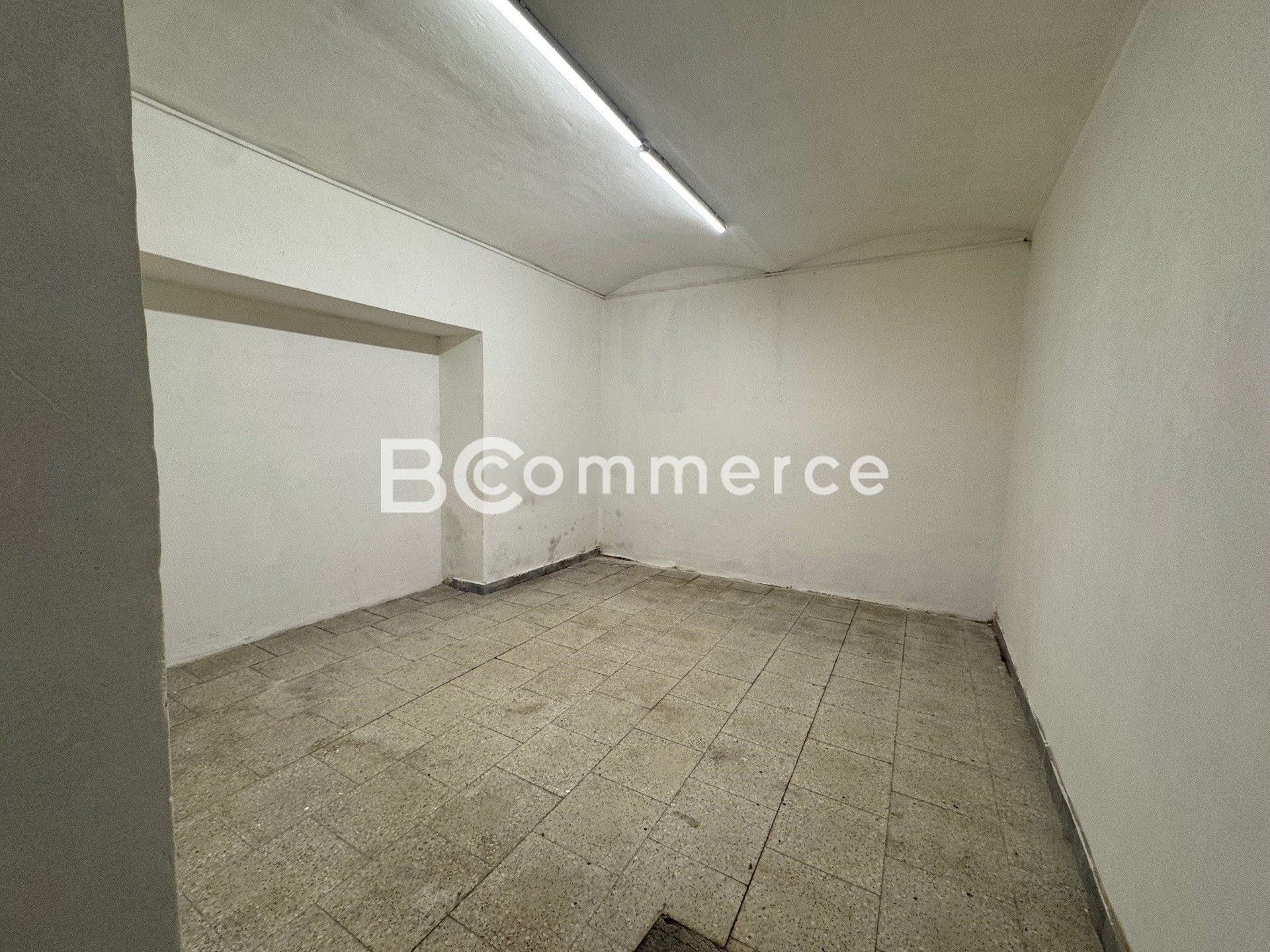 Pronájem komerčního prostoru 287 m² - foto 6