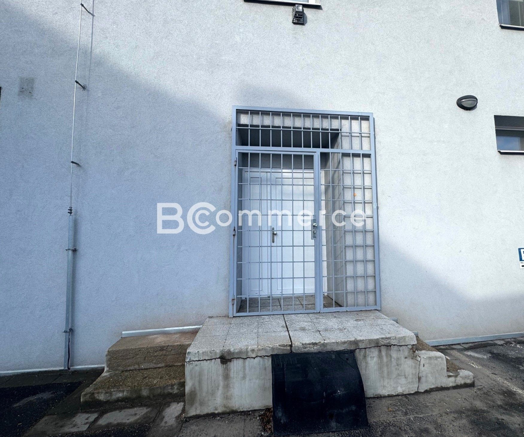 Pronájem komerčního prostoru 287 m² - foto 8