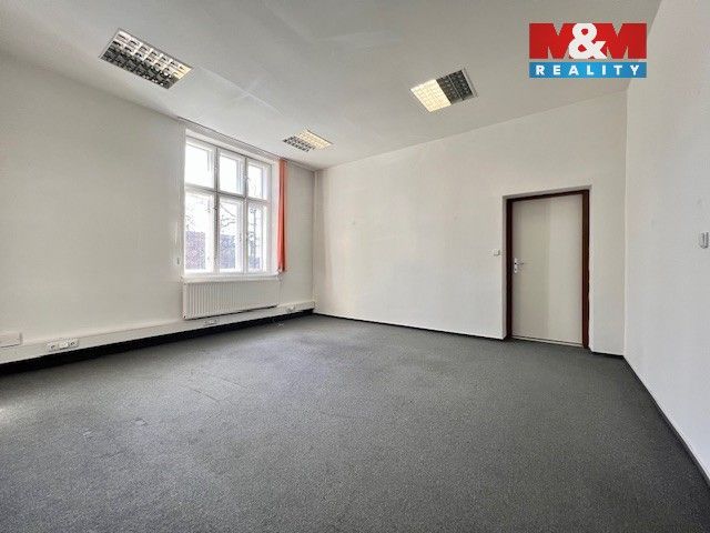 Pronájem komerčního prostoru 100 m² - foto 3