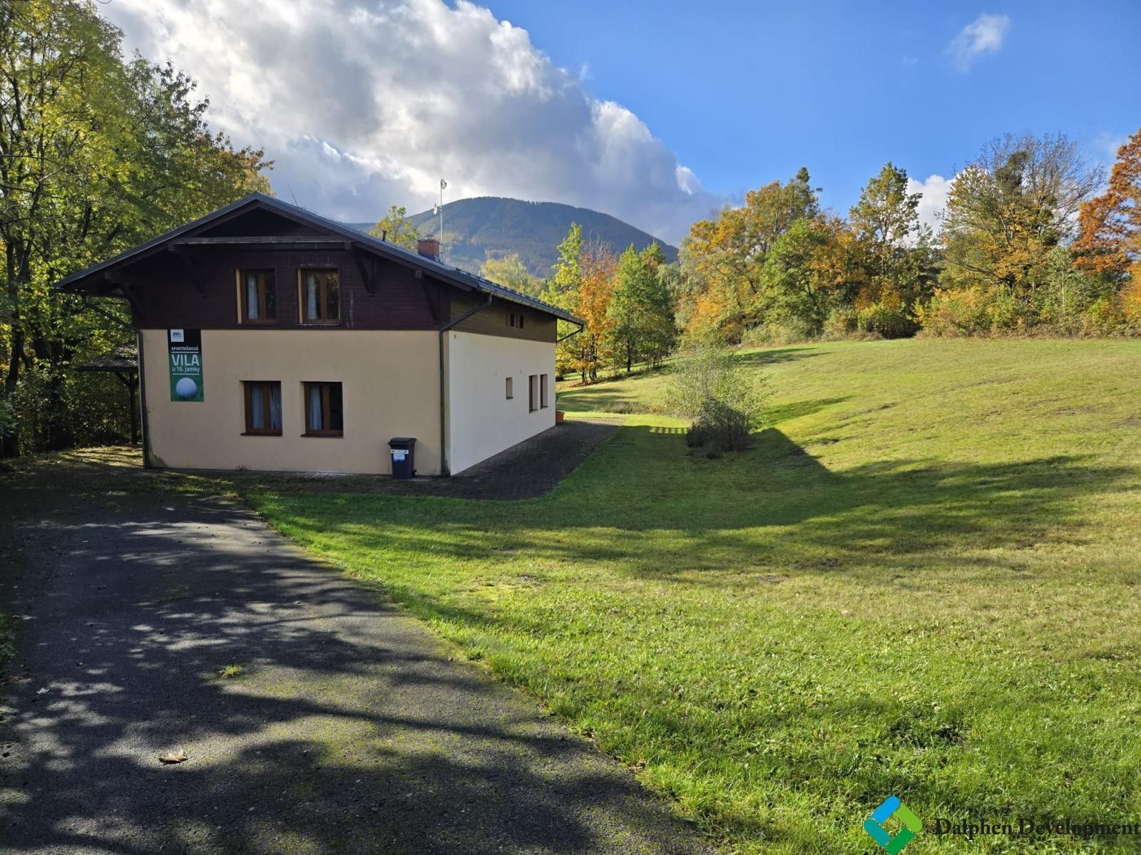 Prodej nemovitosti 310 m² - foto 7