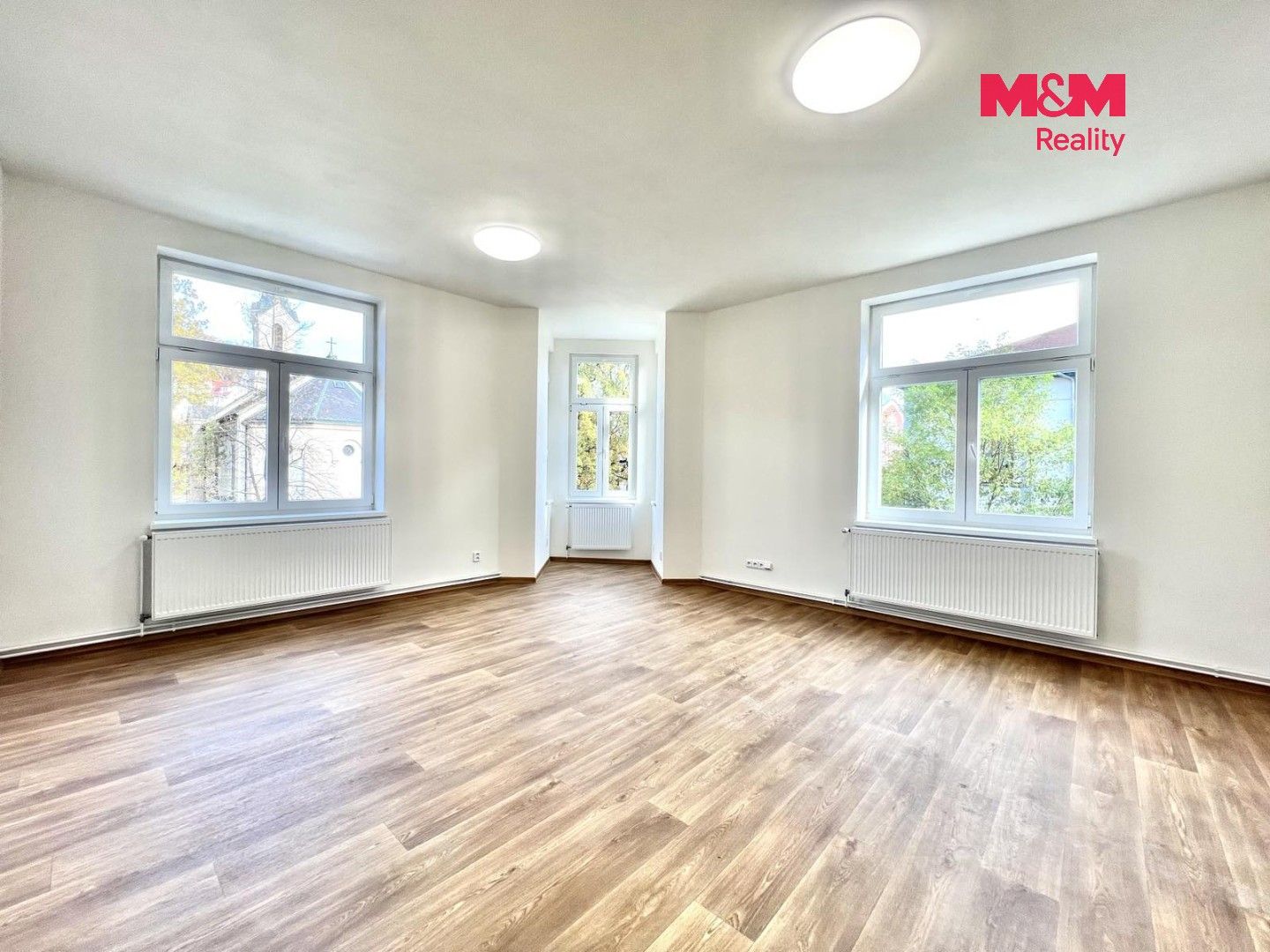 Pronájem bytu 3+1 96 m² - foto 2