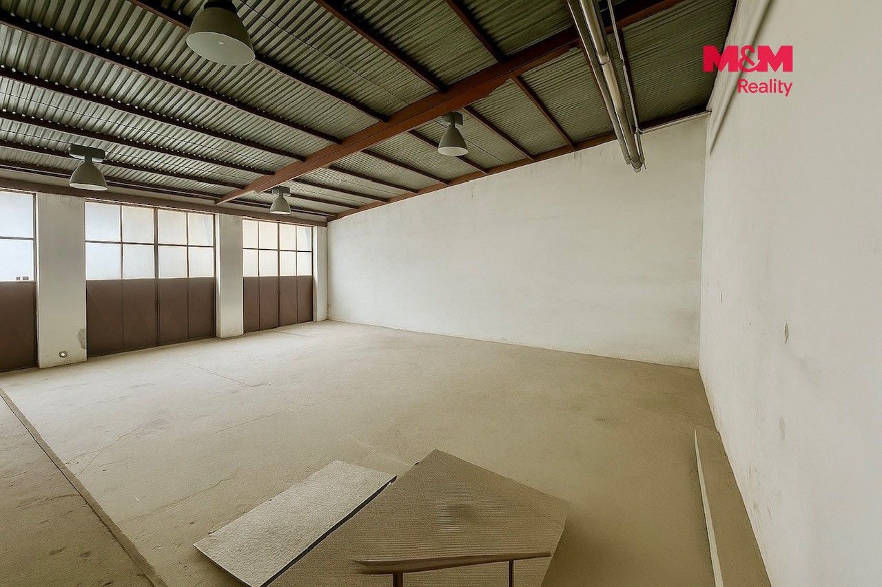 Pronájem komerčního prostoru 166 m² - foto 2
