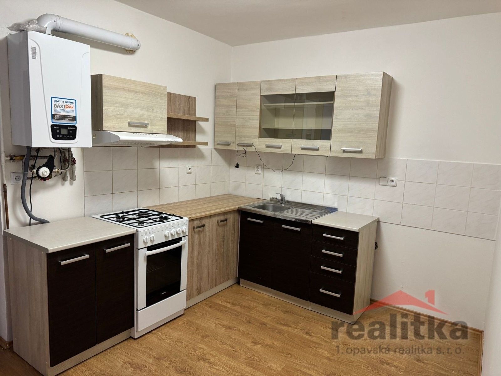 Pronájem bytu 2+1 58 m² - foto 1