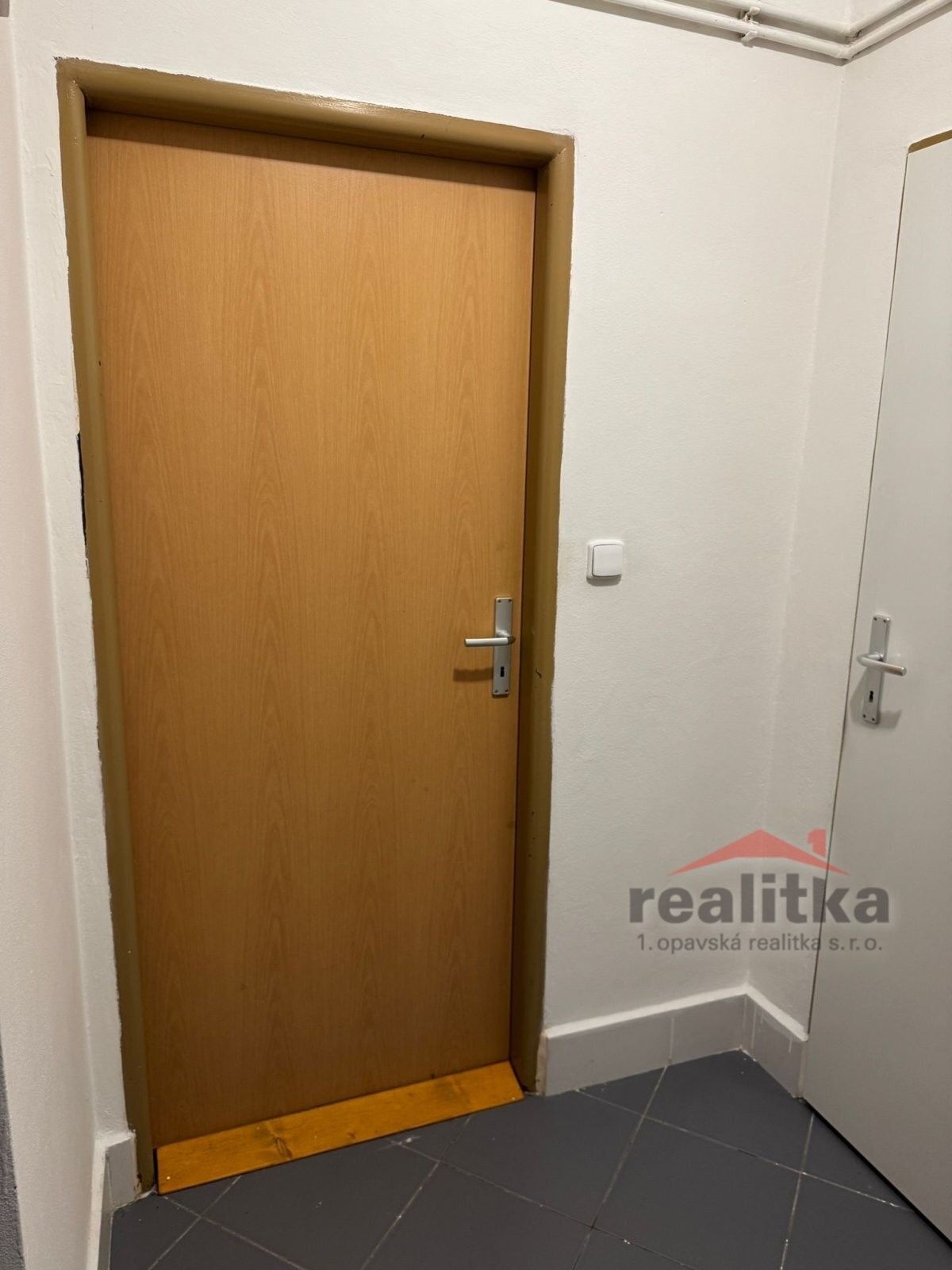 Pronájem bytu 2+1 58 m² - foto 4
