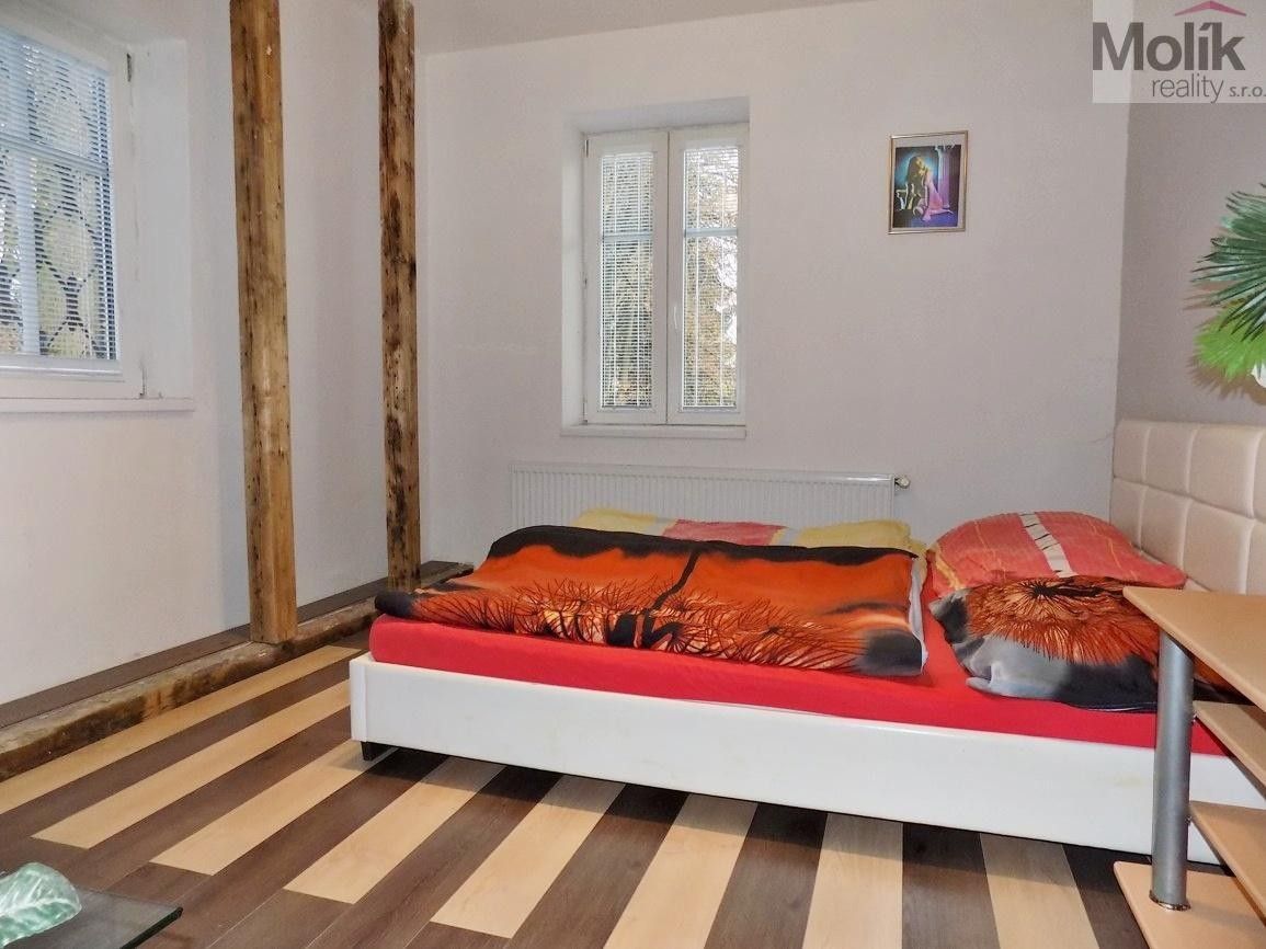 Prodej komerčního prostoru 325 m² - foto 11