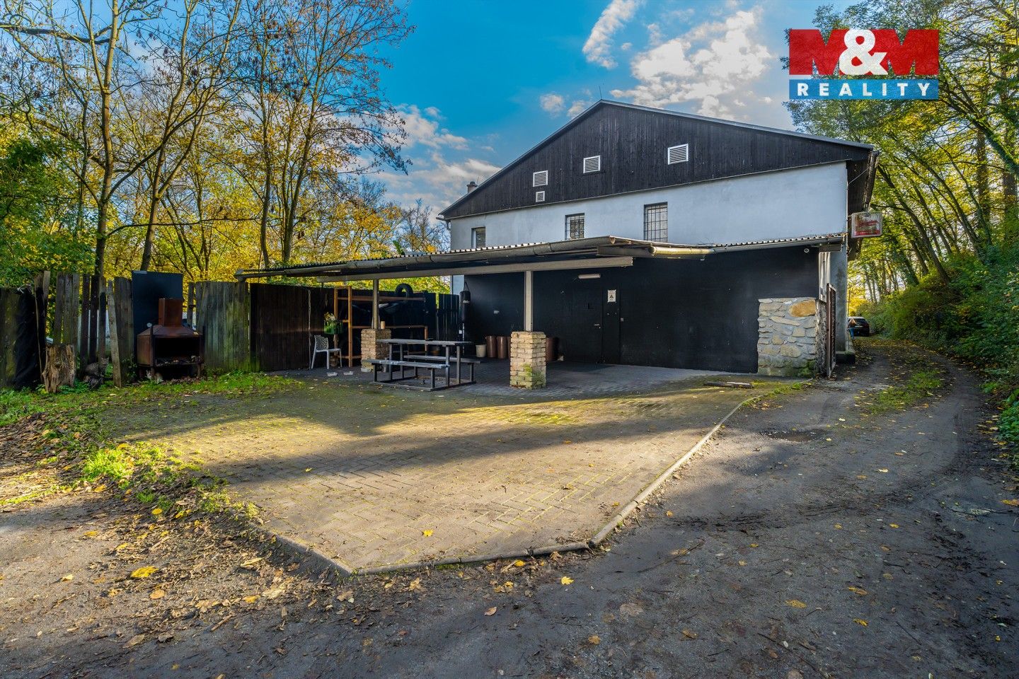 Prodej nemovitosti 700 m² - foto 27