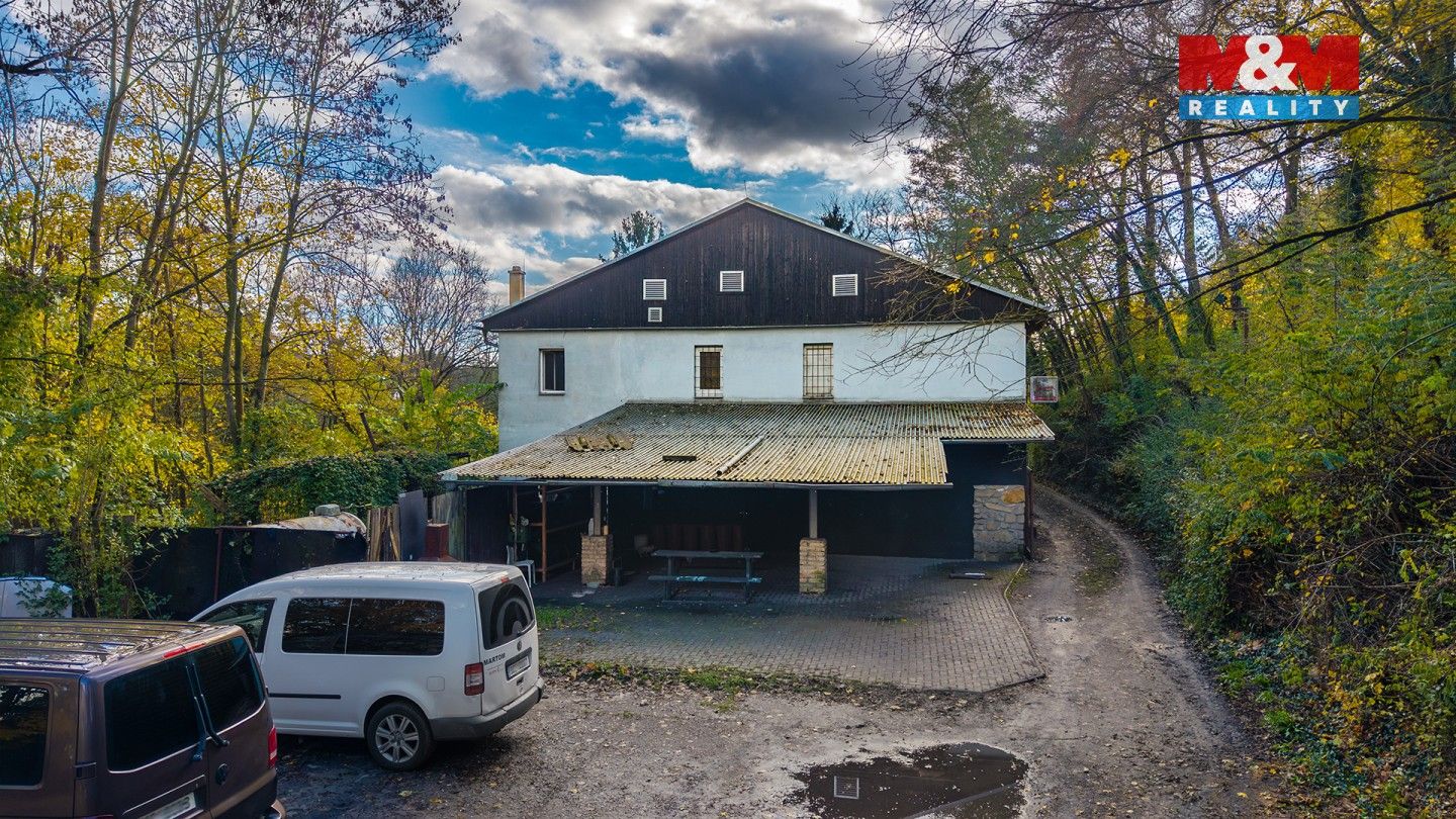 Prodej nemovitosti 700 m² - foto 33