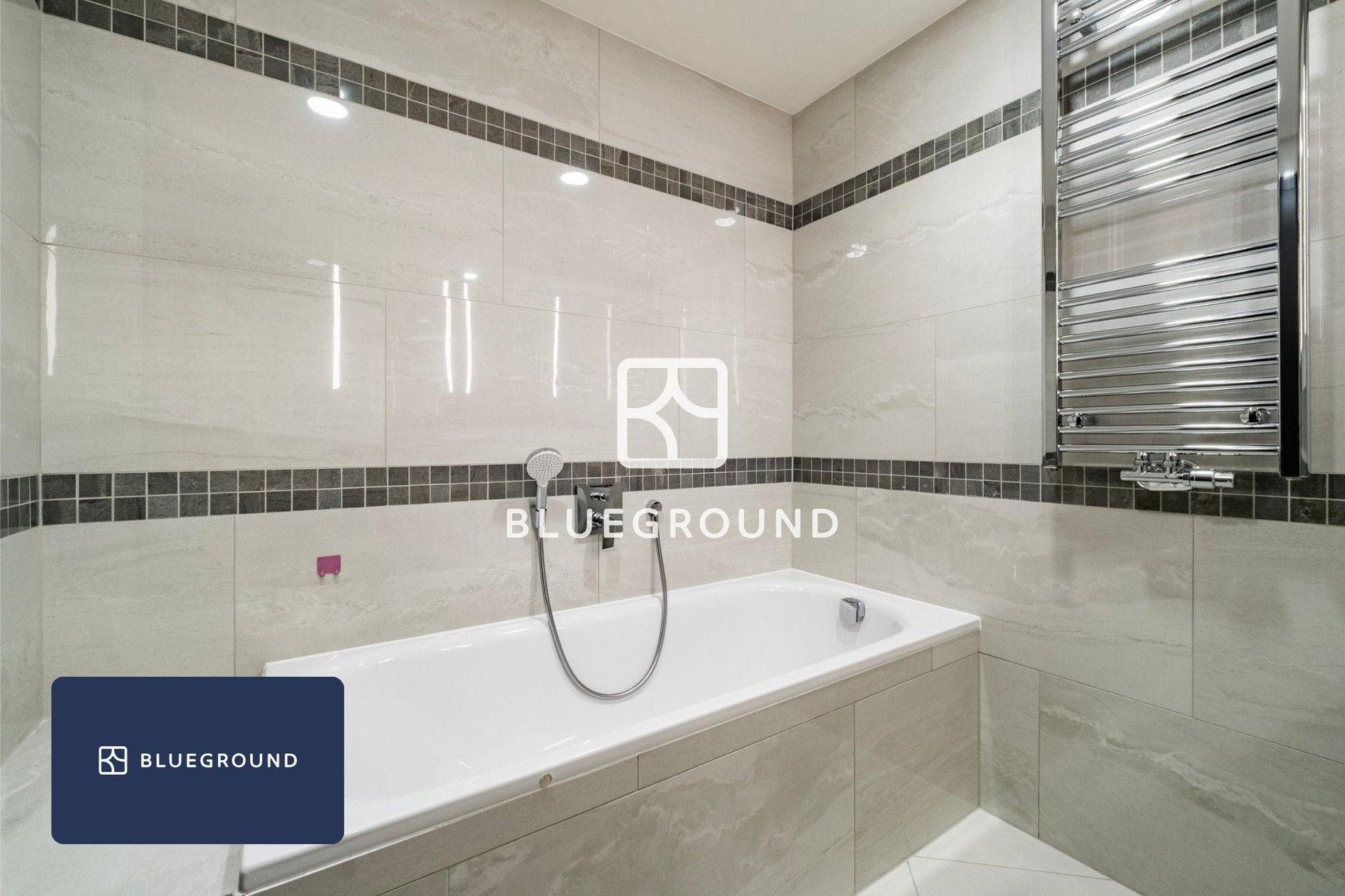 Pronájem bytu 3+kk 72 m² - foto 19