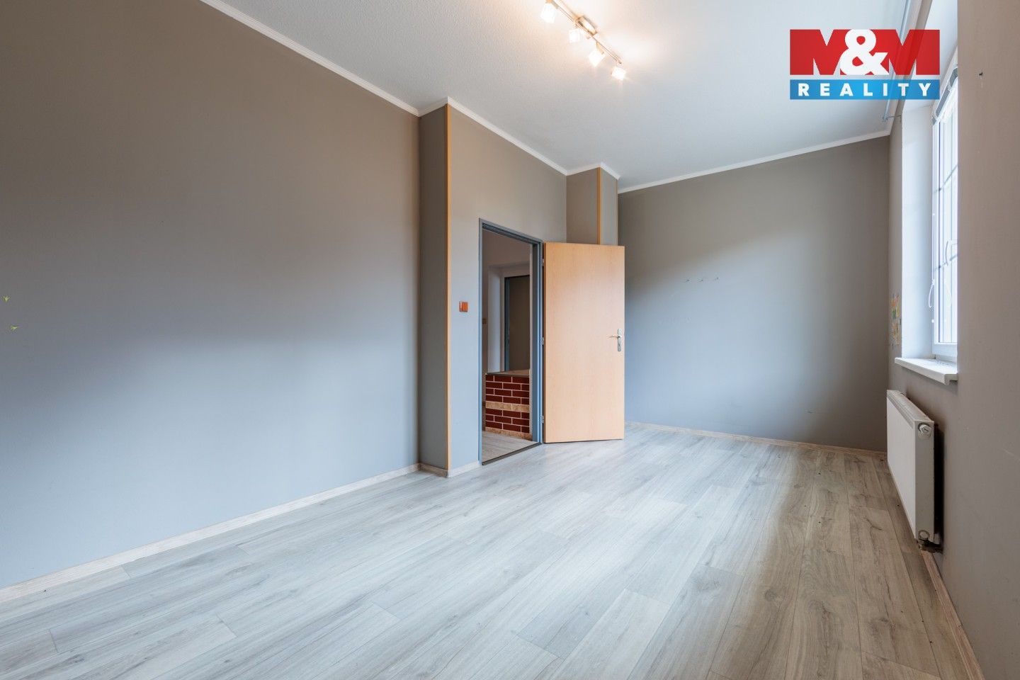 Prodej komerčního prostoru 618 m² - foto 12