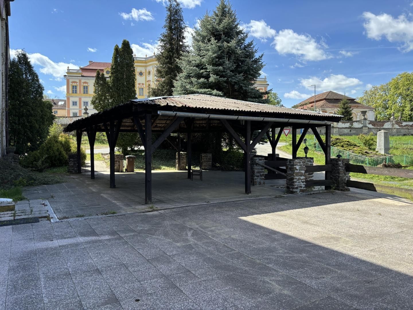 Prodej komerčního prostoru 1050 m² - foto 9