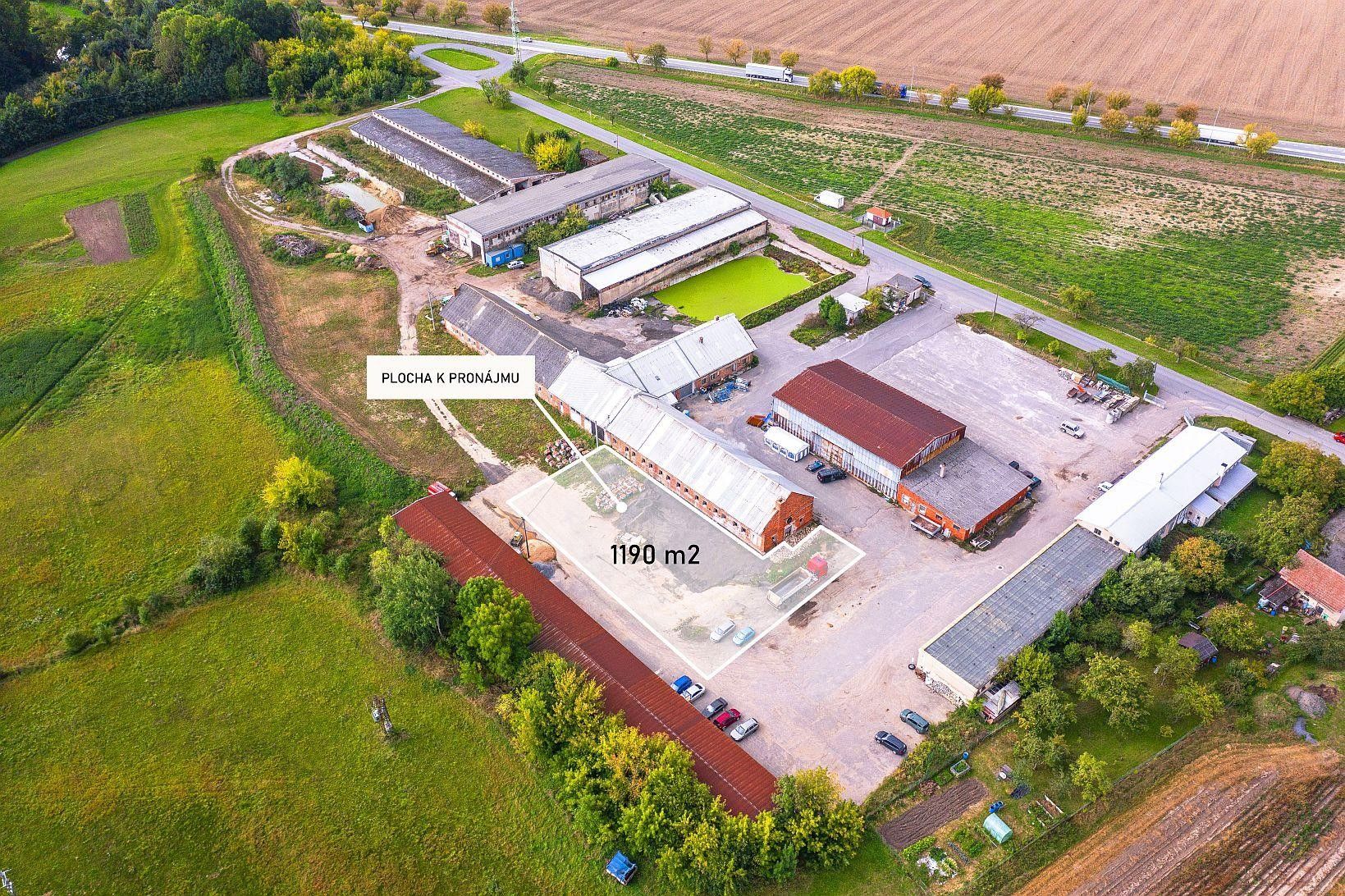 Pronájem nemovitosti 1190 m² - foto 1