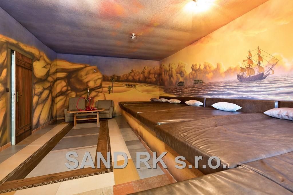 Pronájem komerčního prostoru 1000 m² - foto 21