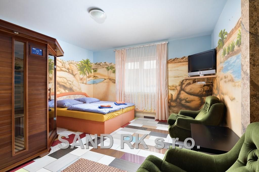 Pronájem komerčního prostoru 1000 m² - foto 23