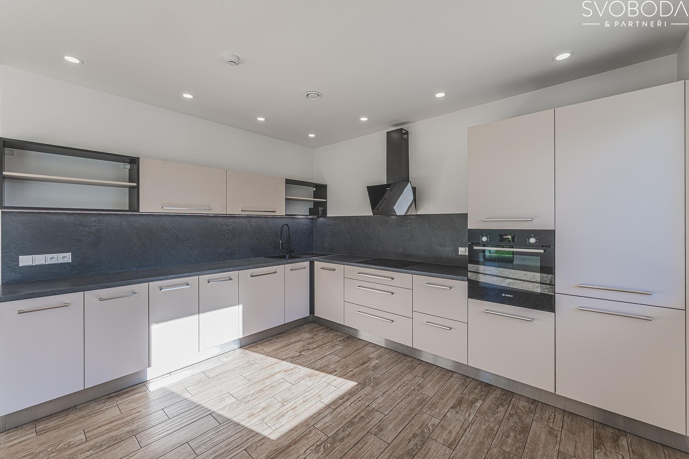 Prodej domu 150 m² - foto 1