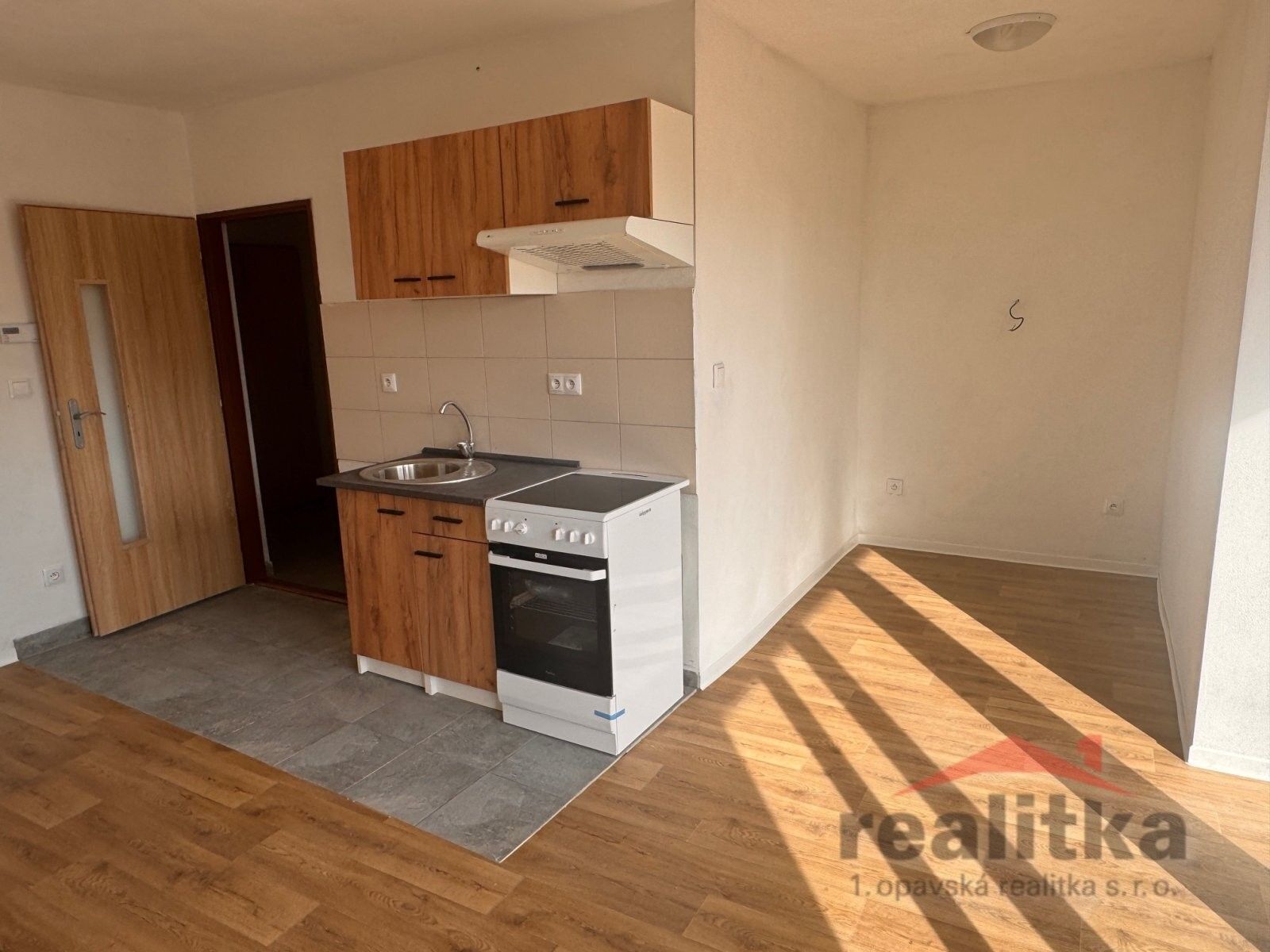 Pronájem bytu 1+kk 27 m² - foto 5