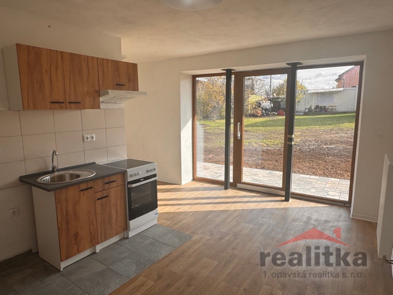 Pronájem bytu 1+kk 27 m² - foto 4
