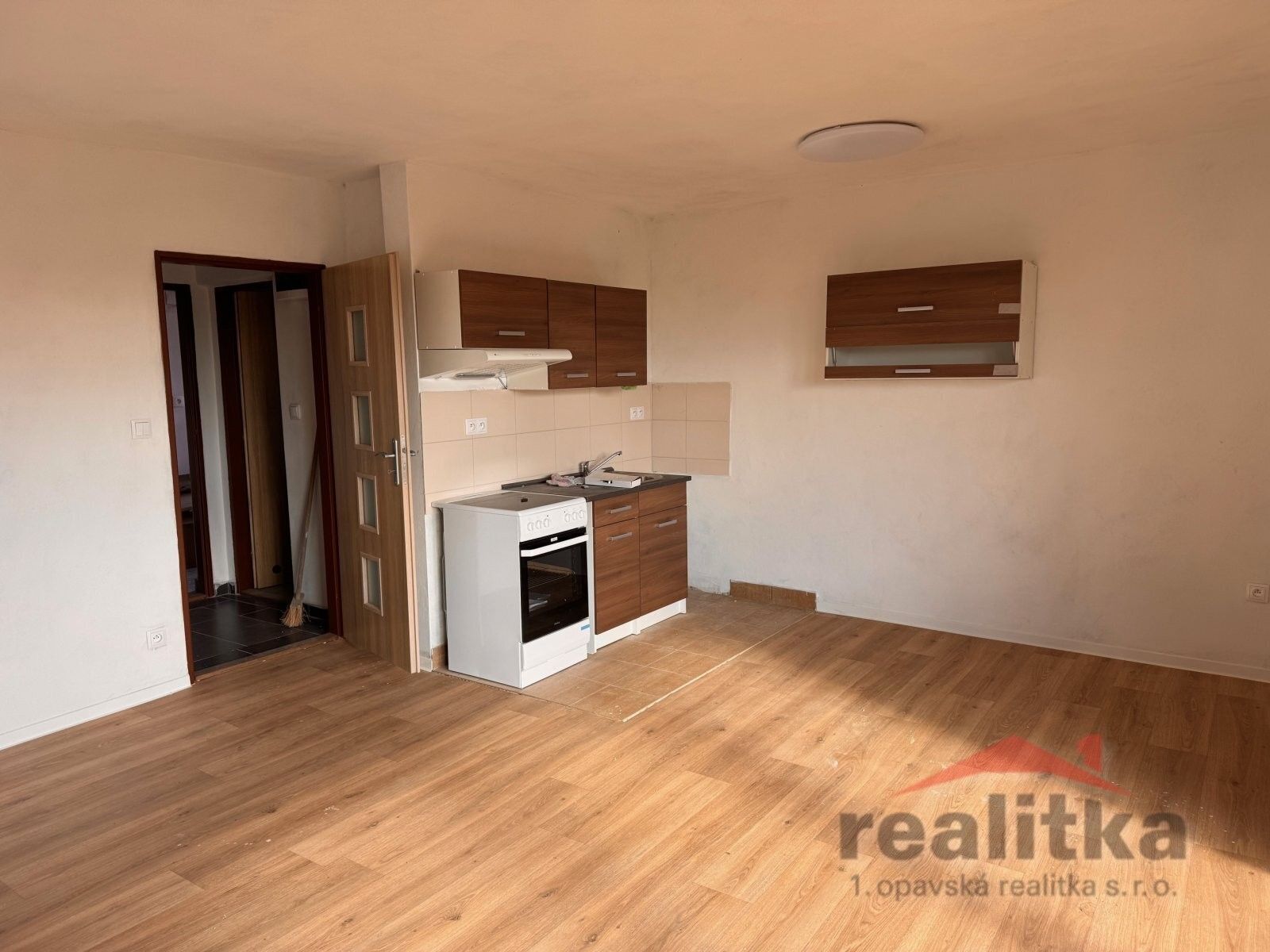 Pronájem bytu 2+kk 43 m² - foto 2