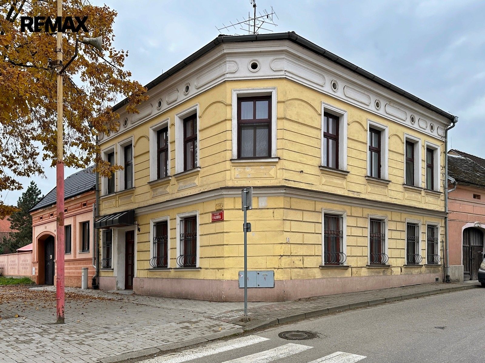 Prodej komerčního prostoru 230 m² - foto 2