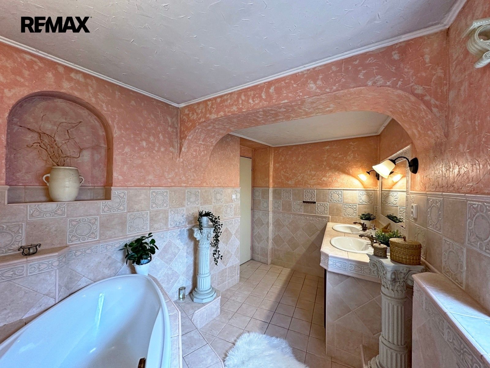 Prodej komerčního prostoru 230 m² - foto 14