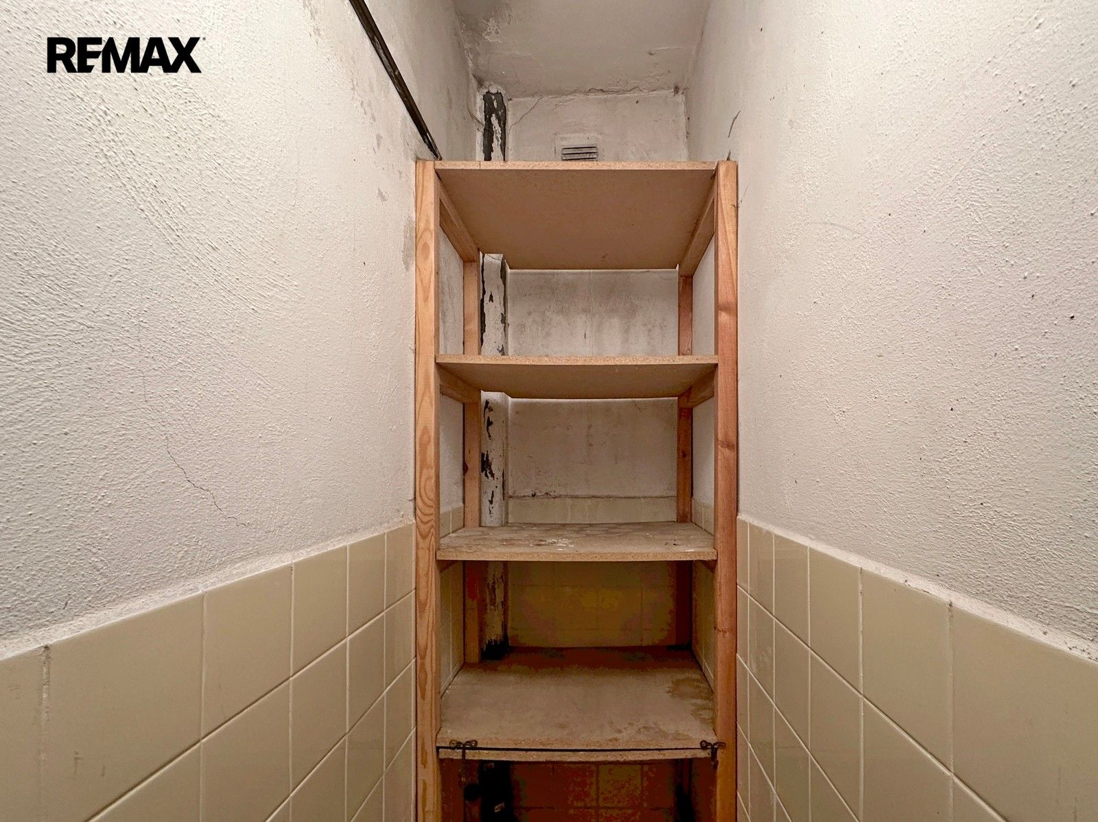 Prodej komerčního prostoru 230 m² - foto 24