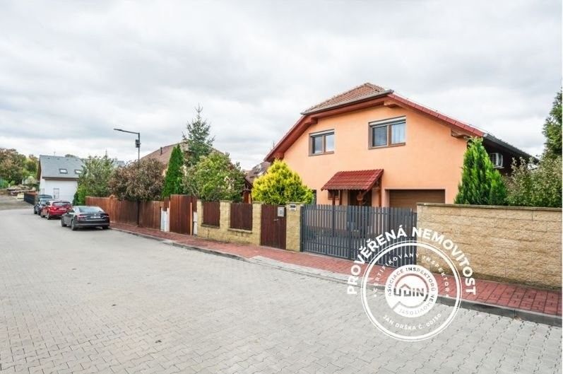 Prodej domu 240 m² - foto 2
