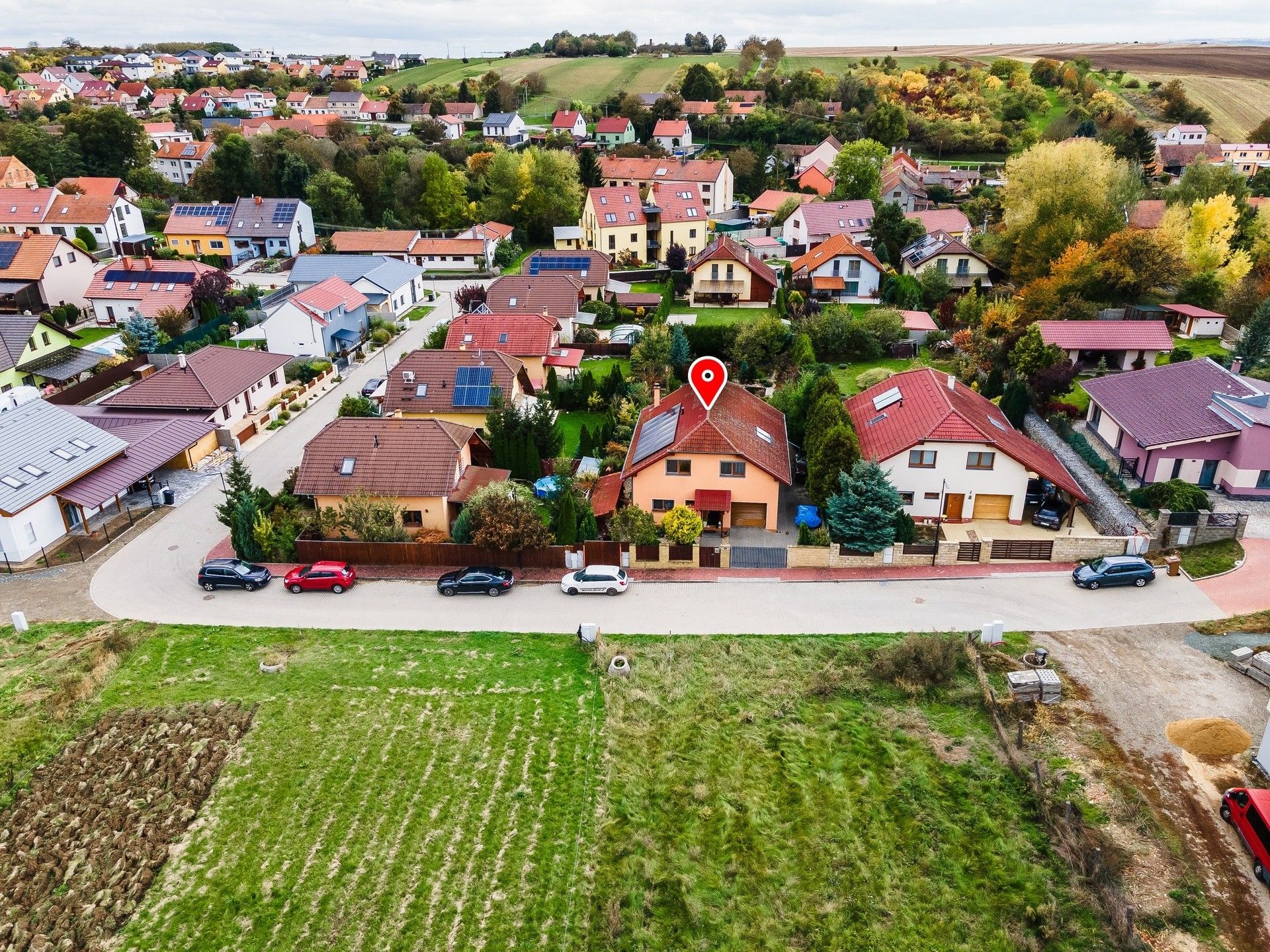 Prodej domu 240 m² - foto 1