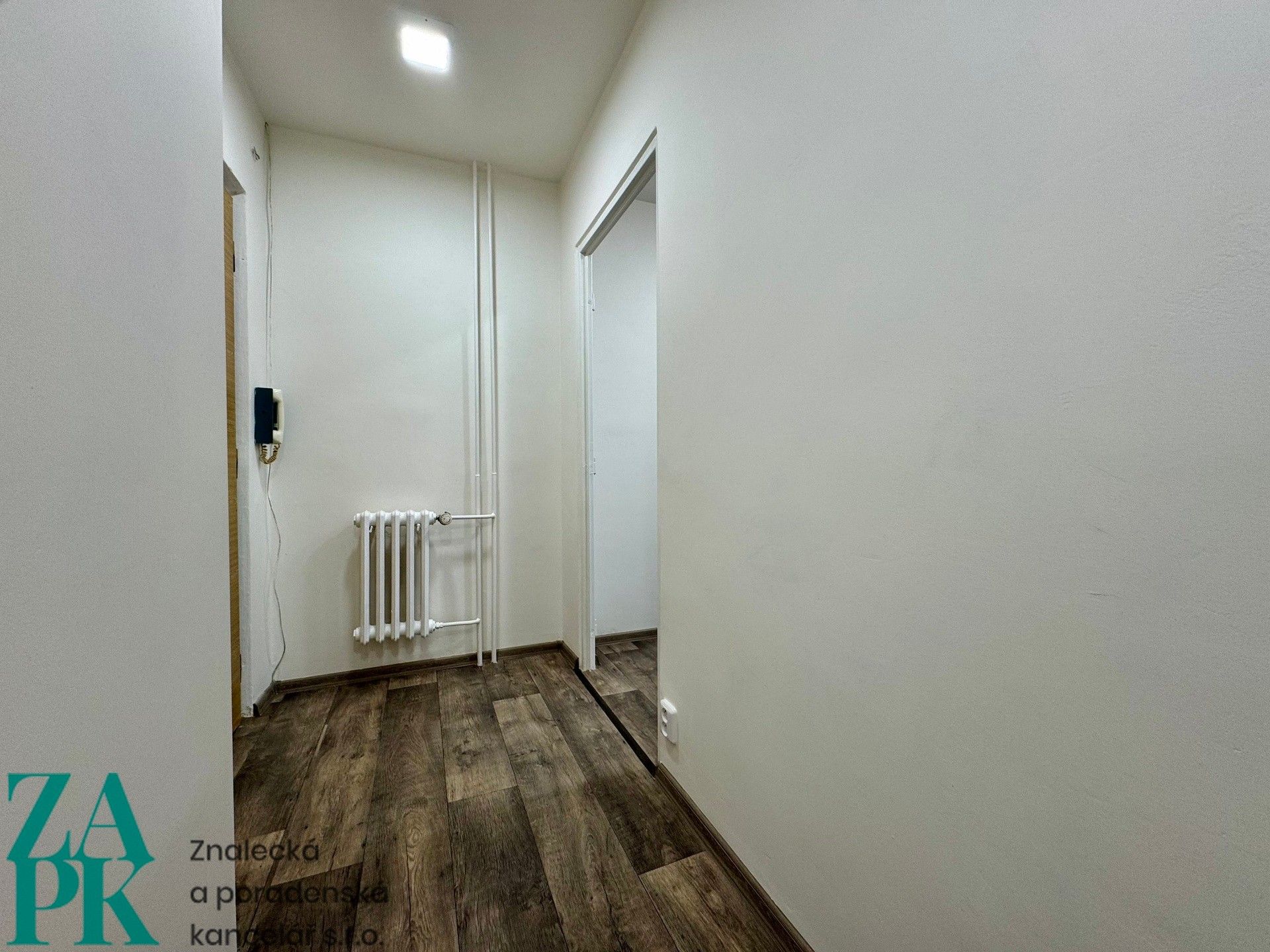 Pronájem bytu 1+kk 28 m² - foto 8